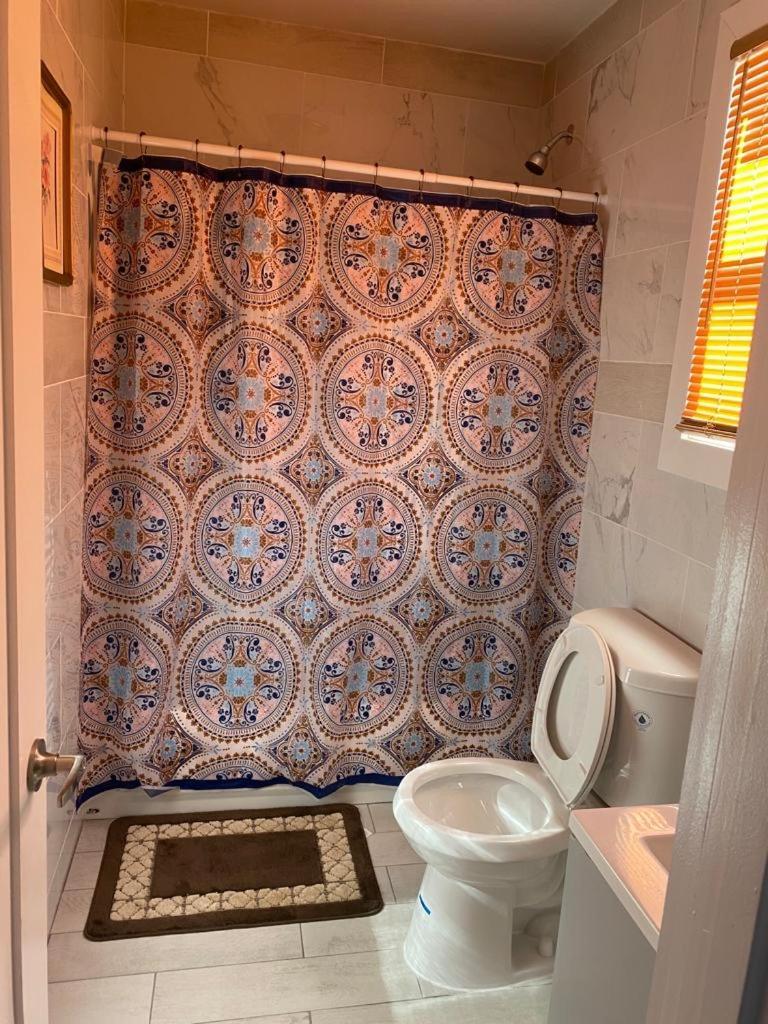 King Suite 8Mins To Newark Airport Екстер'єр фото